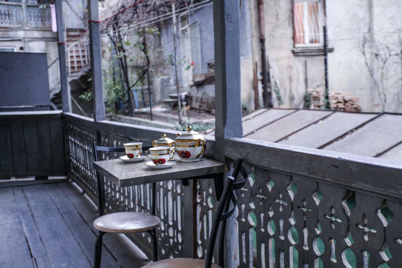 Dali'S Royal Apartment Tbilisi Exterior photo